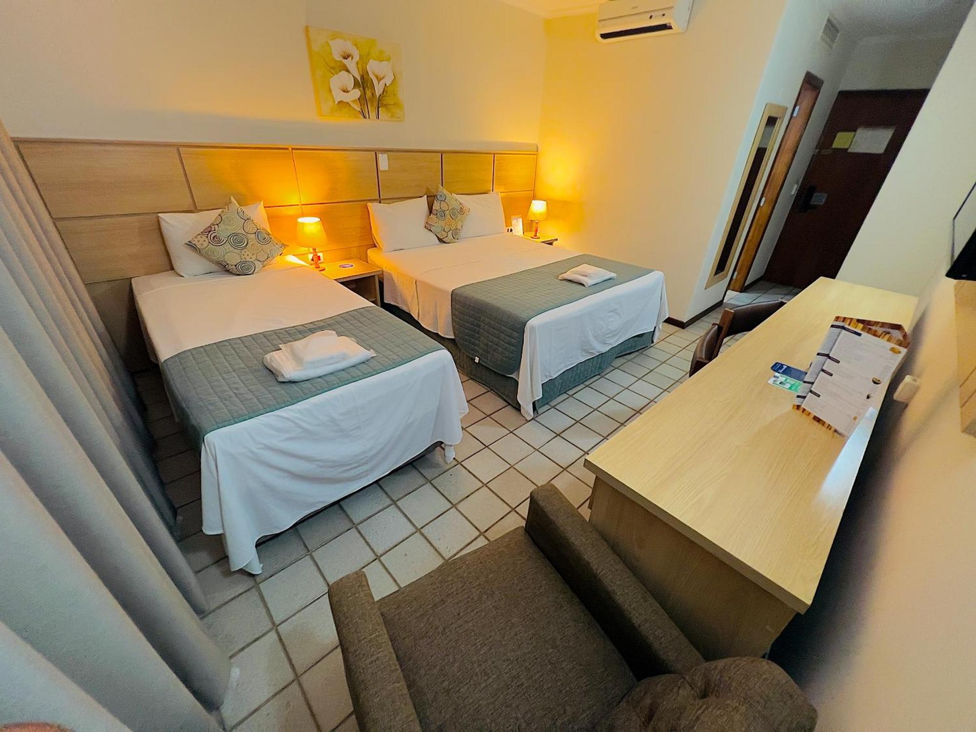 Hotel Dan Inn Uberaba & Convencoes By Nacional Inn Exteriör bild